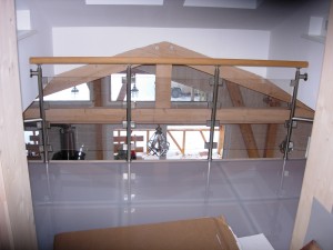 Поручні для балкона з алюмінію з круглим профілем колір шампань