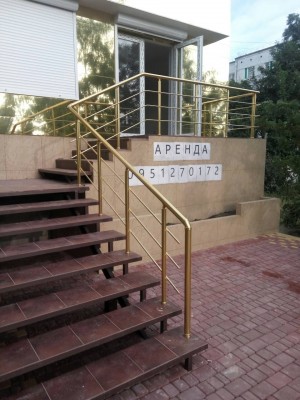 Поручні для ганку з алюмінію з круглим профілем золотого кольору