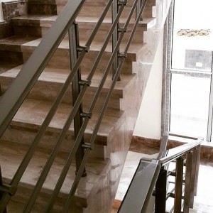 Поручні алюмінієві овальні