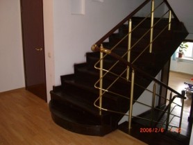 Поручні для сходів з алюмінію з круглим профілем колір золото з прутиками