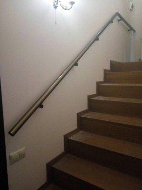 Поручень пристінний круглий профіль колір бронза