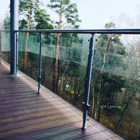 Поручні на балкон коло срібло заповнення скло