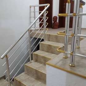 Поручні алюмінієві профіль коло колір срібло