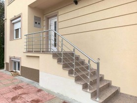 Поручні алюмінієві на ганок профіль коло колір срібло