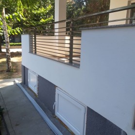 Поручні алюмінієві профіль квадрат колір шампань