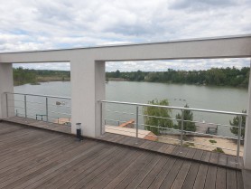 Поручні для балкона з алюмінію з круглим профілем колір срібло з прутиками