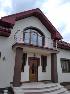 Поручні для балкона з алюмінію з круглим профілем колір шампань з прутиками